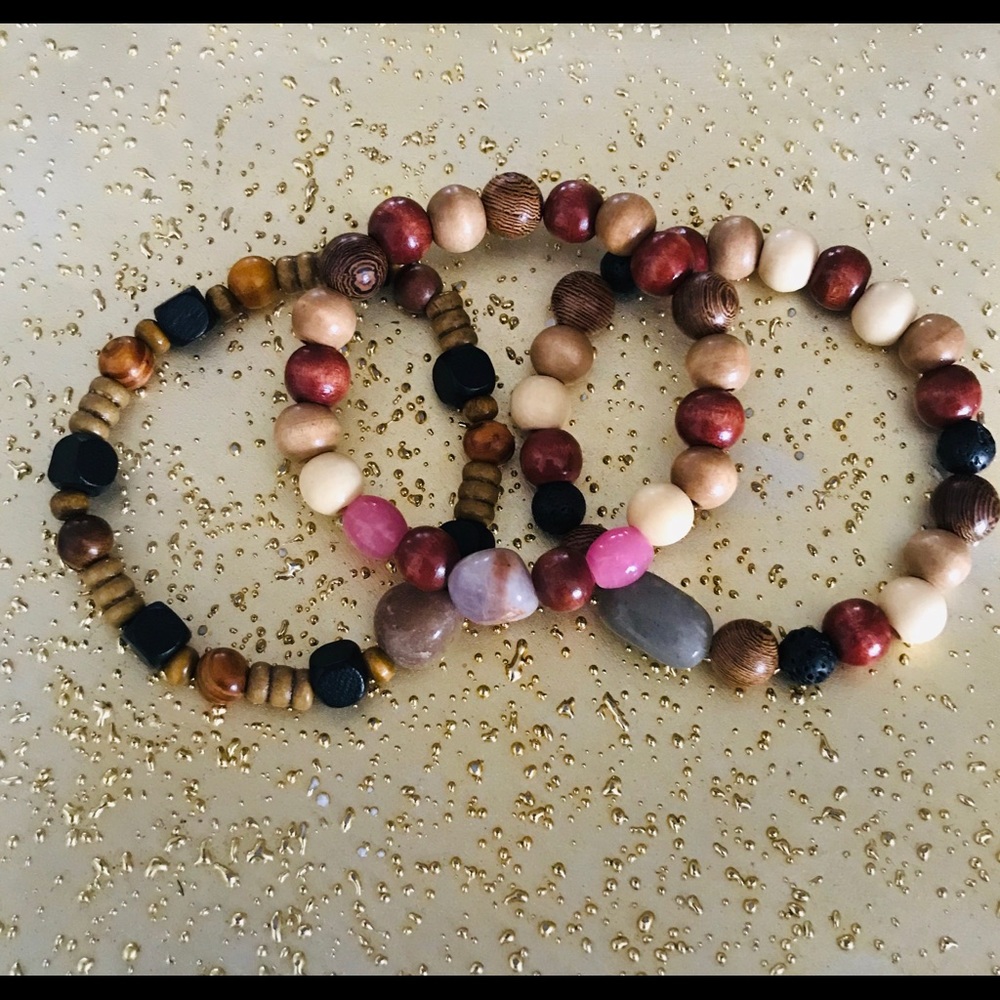 Lively Stones Accessories!